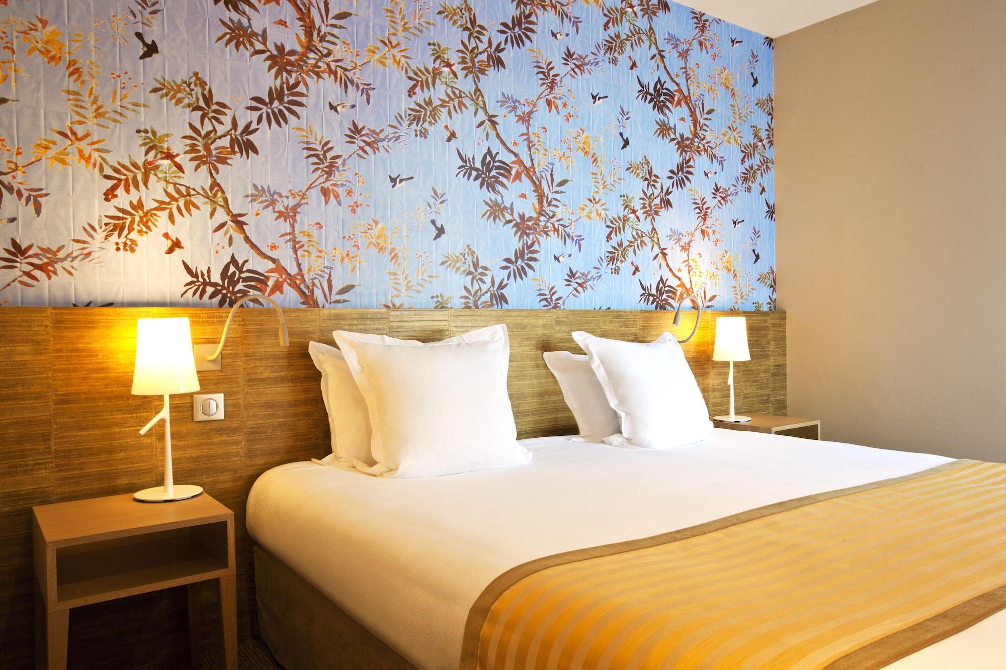เมอร์เคียว ไบรด์ เล แบ็ง แกรนด์ โฮเต็ล เด แทม Hotel บรีดเดอ-เล-แบ็ง ภายนอก รูปภาพ