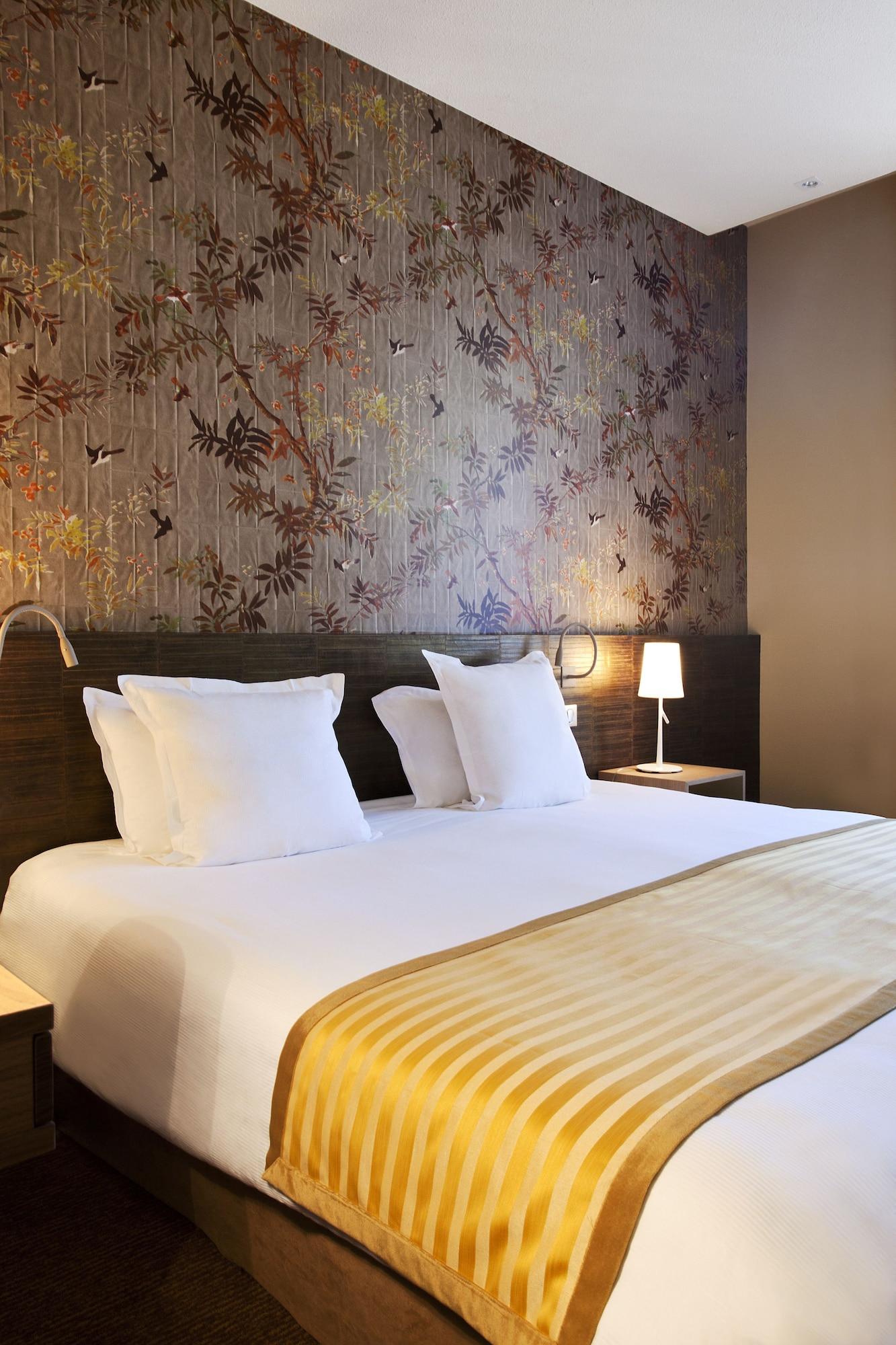 เมอร์เคียว ไบรด์ เล แบ็ง แกรนด์ โฮเต็ล เด แทม Hotel บรีดเดอ-เล-แบ็ง ภายนอก รูปภาพ