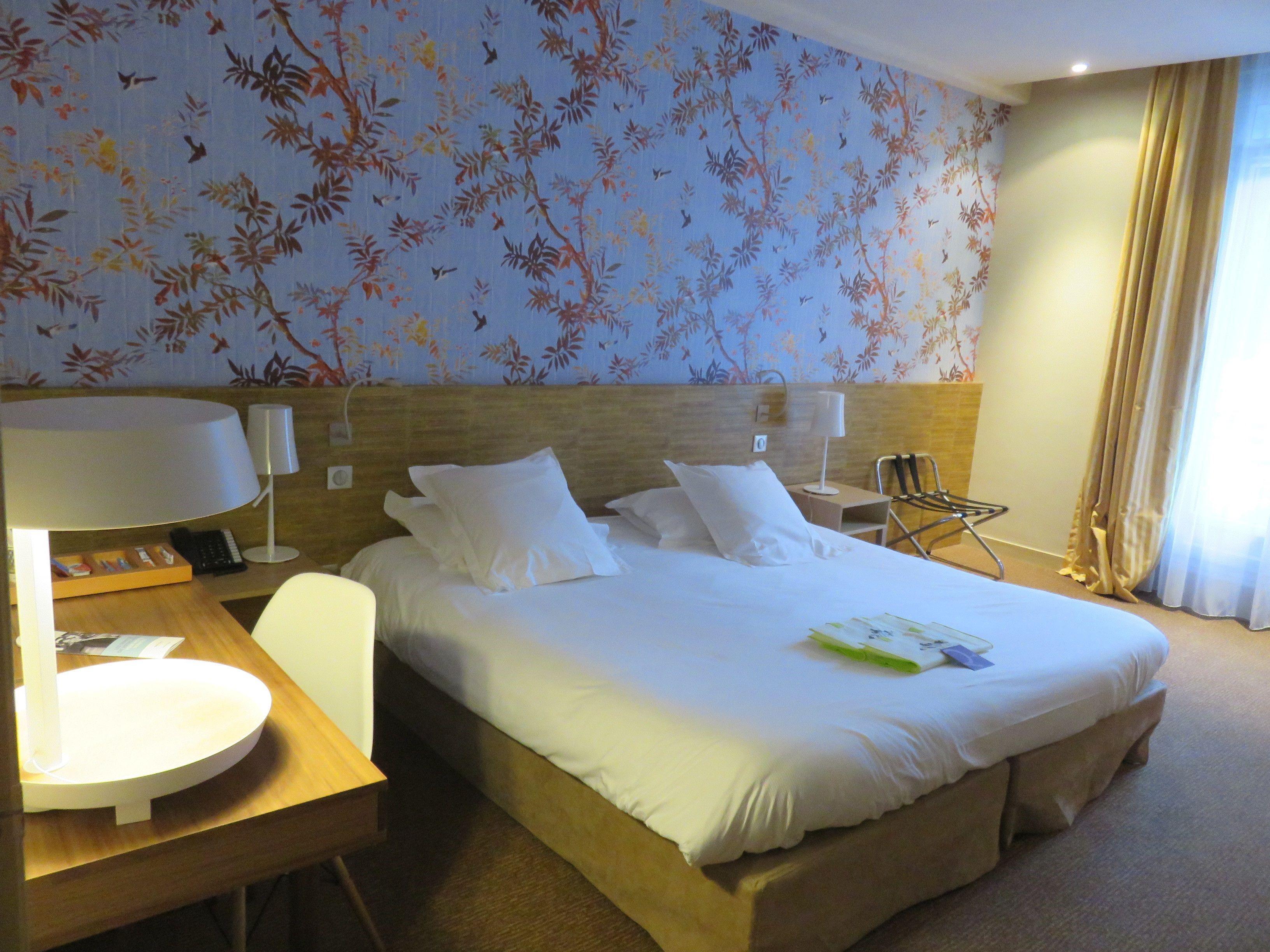 เมอร์เคียว ไบรด์ เล แบ็ง แกรนด์ โฮเต็ล เด แทม Hotel บรีดเดอ-เล-แบ็ง ภายนอก รูปภาพ