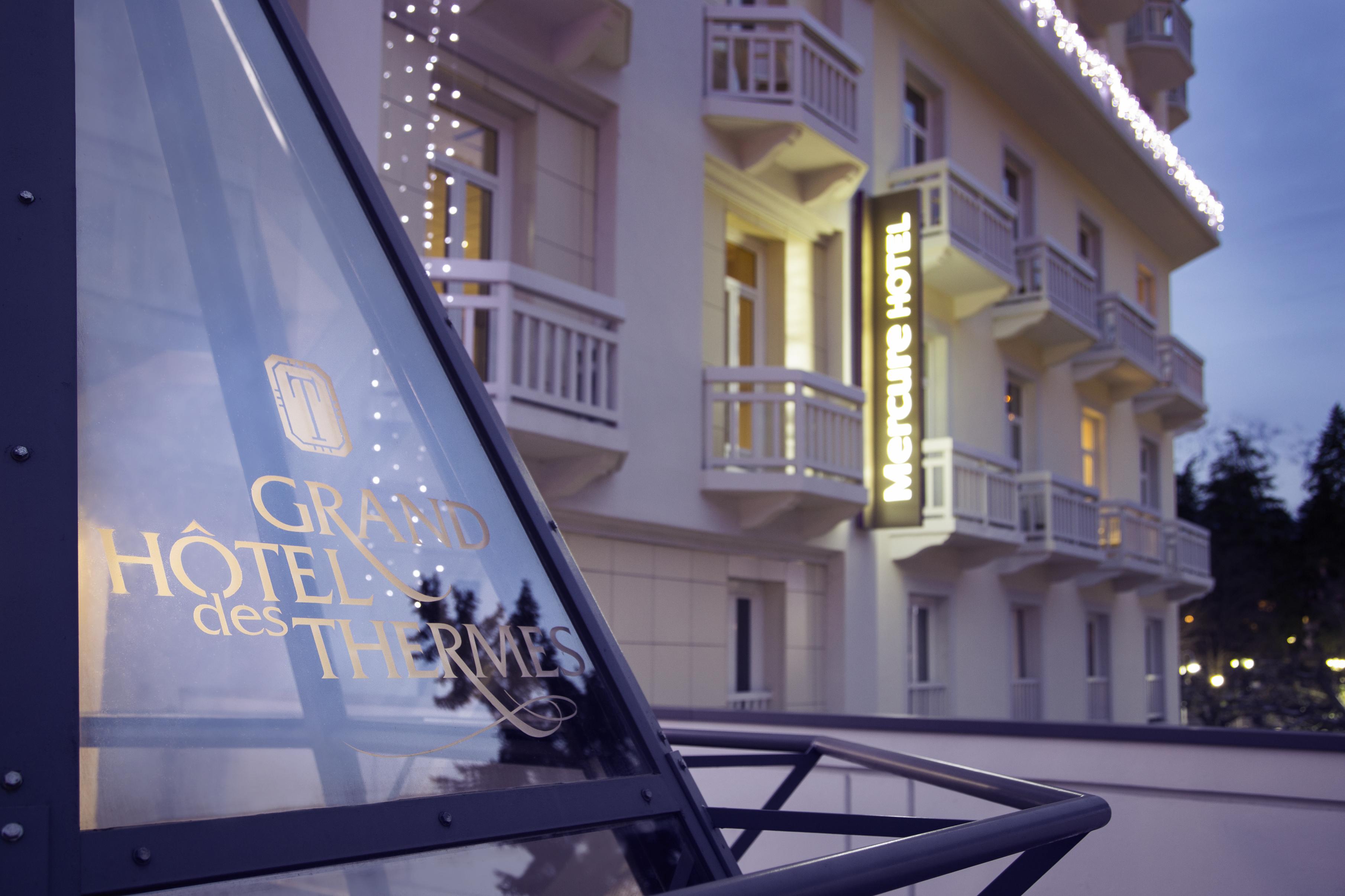 เมอร์เคียว ไบรด์ เล แบ็ง แกรนด์ โฮเต็ล เด แทม Hotel บรีดเดอ-เล-แบ็ง ภายนอก รูปภาพ